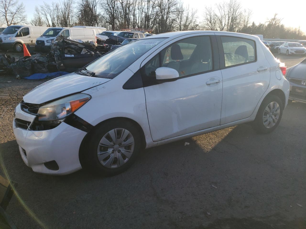 2013 TOYOTA YARIS