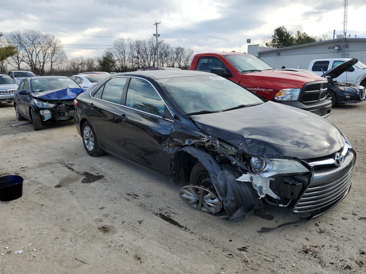 2016 TOYOTA CAMRY LE - Фото 4