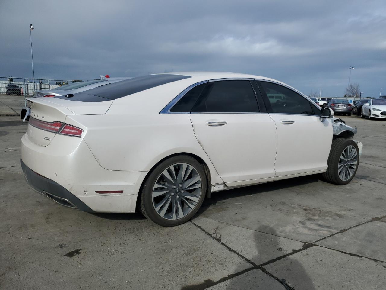 2019 LINCOLN MKZ RESERV - Image 3