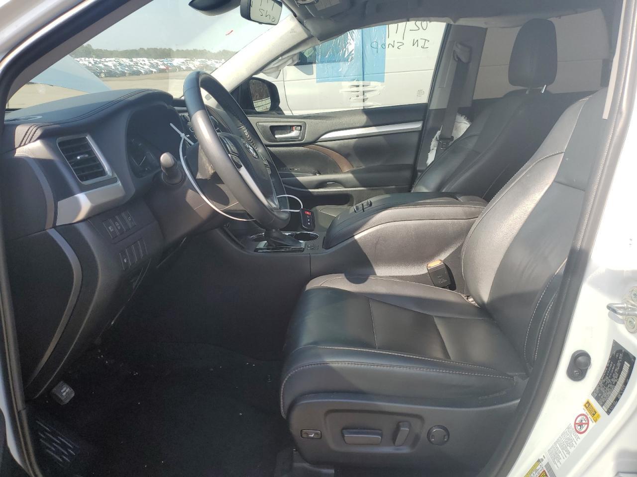 2019 TOYOTA HIGHLANDER - Image 7