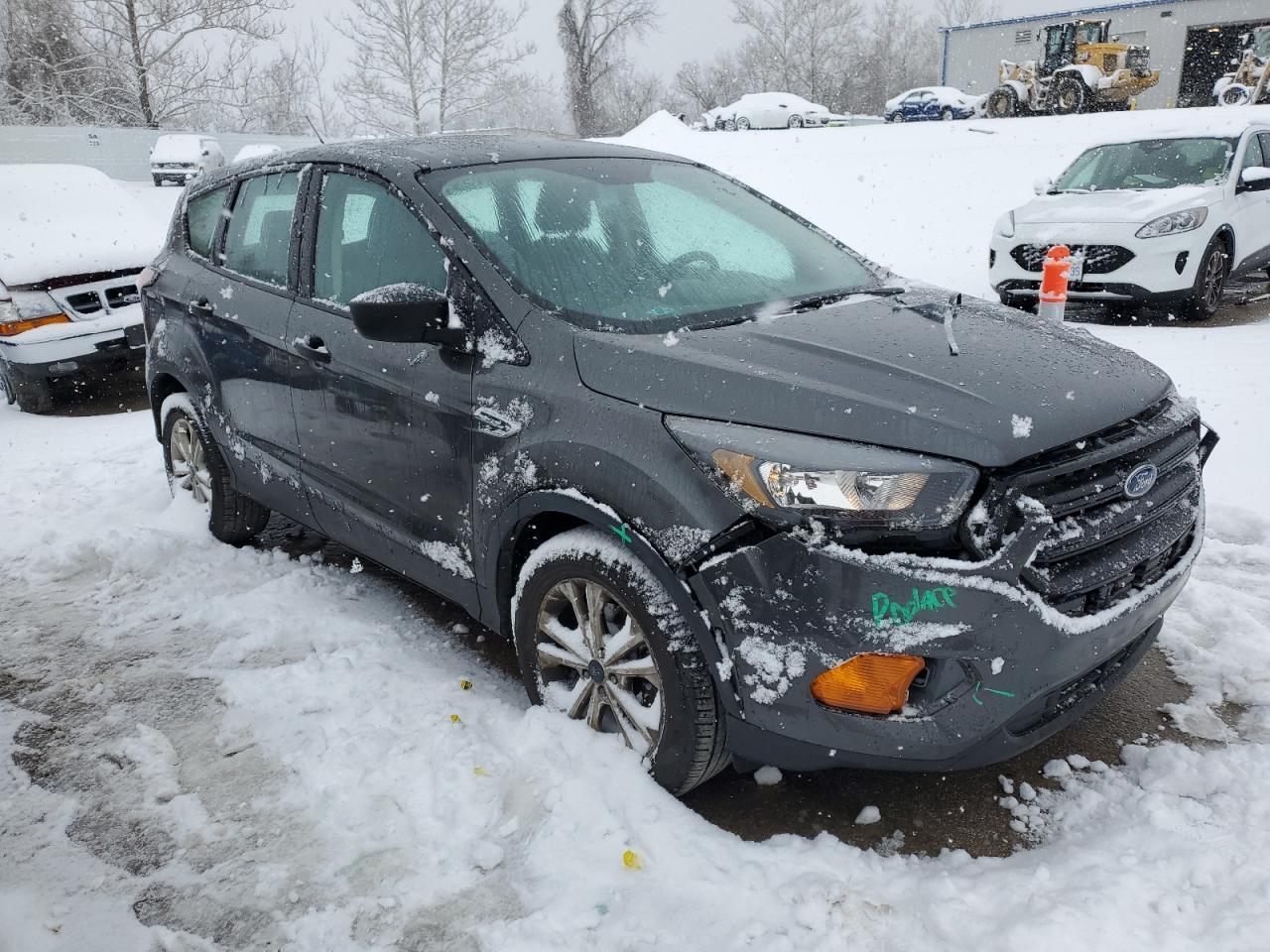 2017 FORD ESCAPE S - Image 4