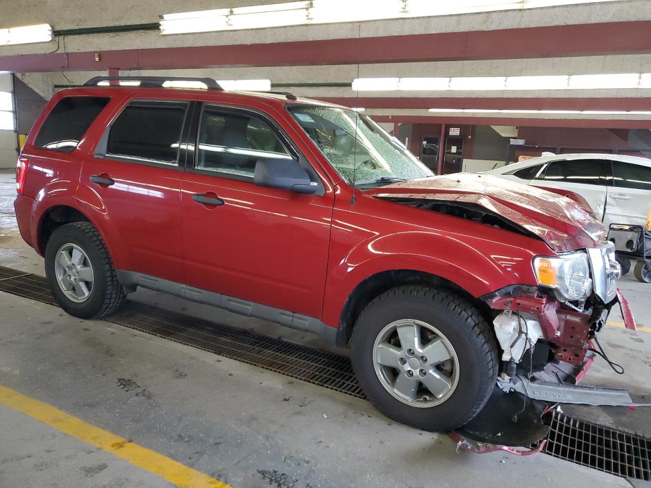2010 FORD ESCAPE XLT - Фото 4