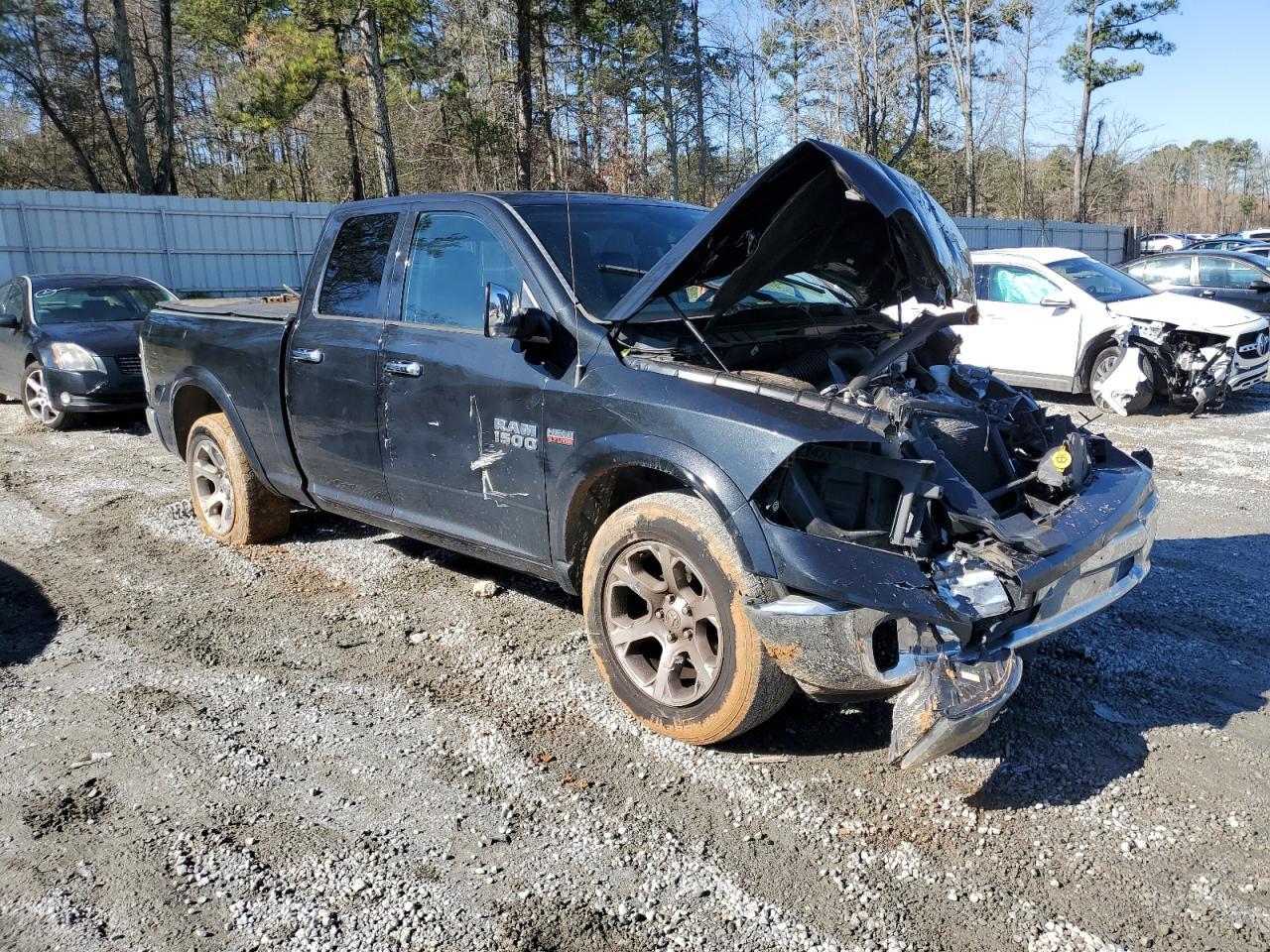 2017 RAM 1500 LARAM - Image 4