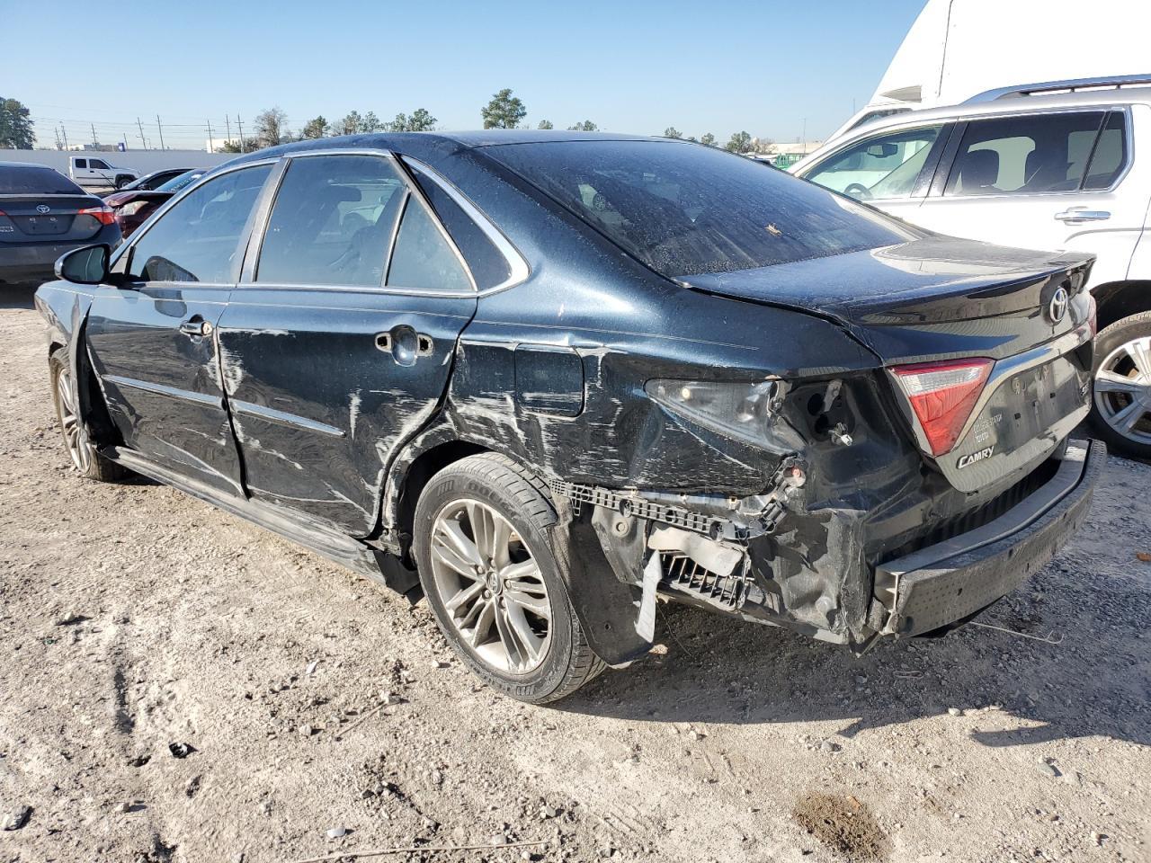 2017 TOYOTA CAMRY LE - Image 2