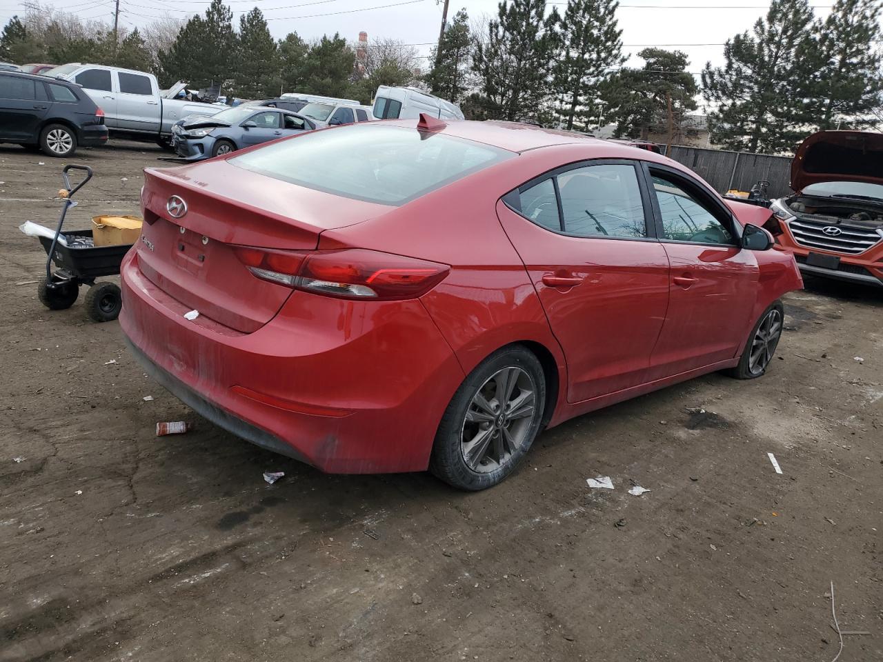 2018 HYUNDAI ELANTRA SE - Фото 3