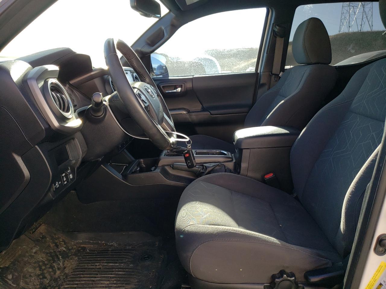 2017 TOYOTA TACOMA DOU - Фото 7