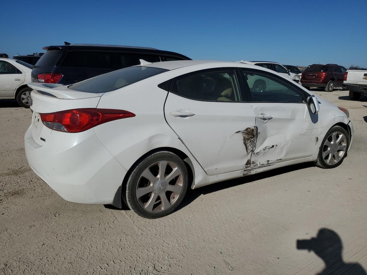 2013 HYUNDAI ELANTRA GL - Image 3