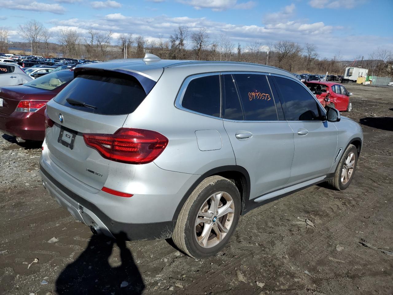 2021 BMW X3 XDRIVE3 - Фото 3