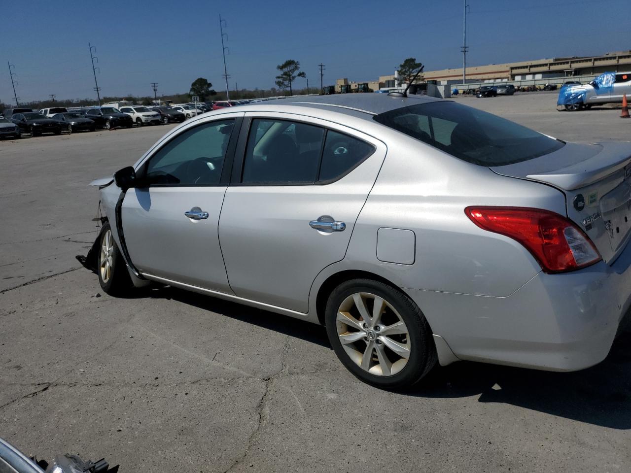 2016 NISSAN VERSA S - Image 2