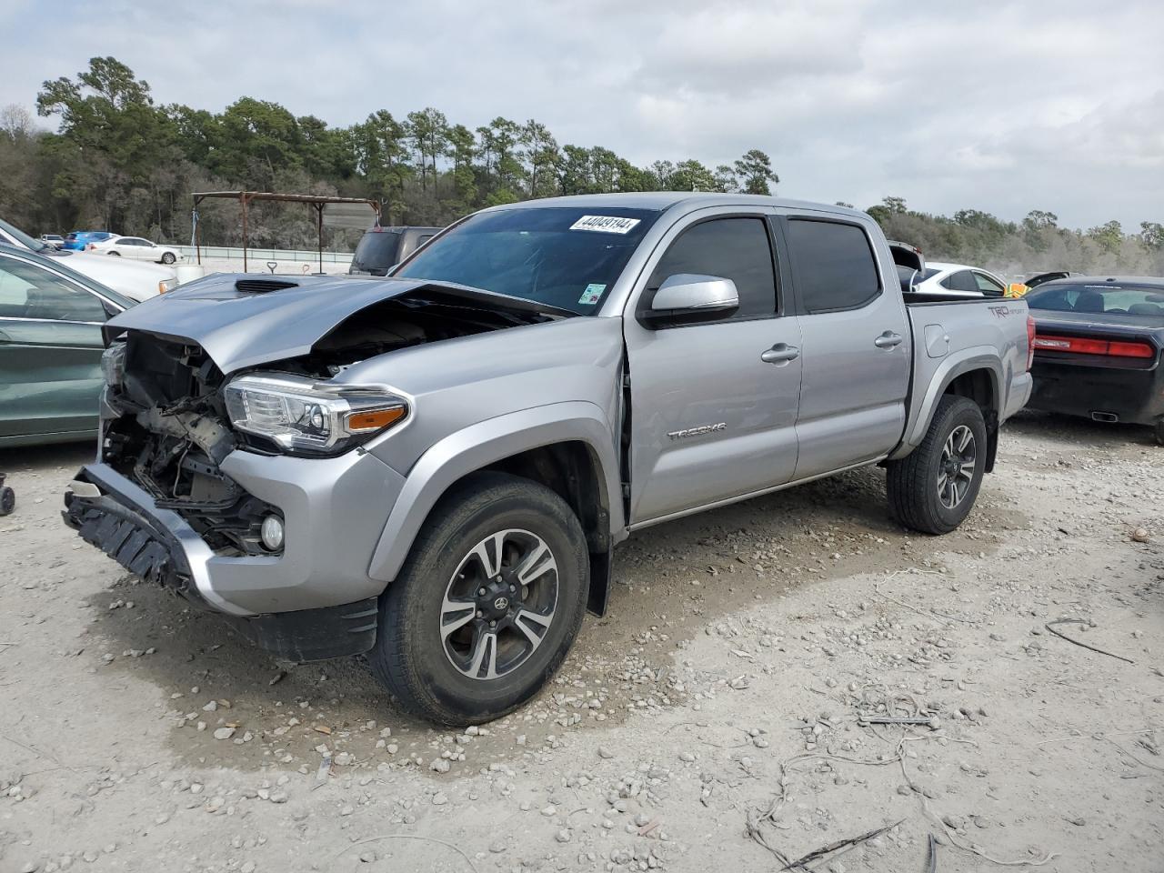 2017 TOYOTA TACOMA DOU