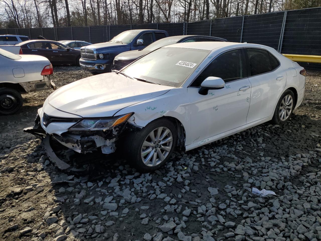 2020 TOYOTA CAMRY LE