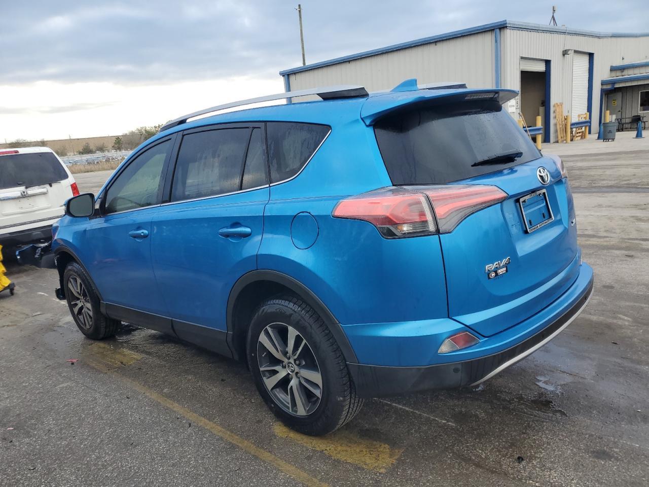2018 TOYOTA RAV4 ADVEN - Фото 2