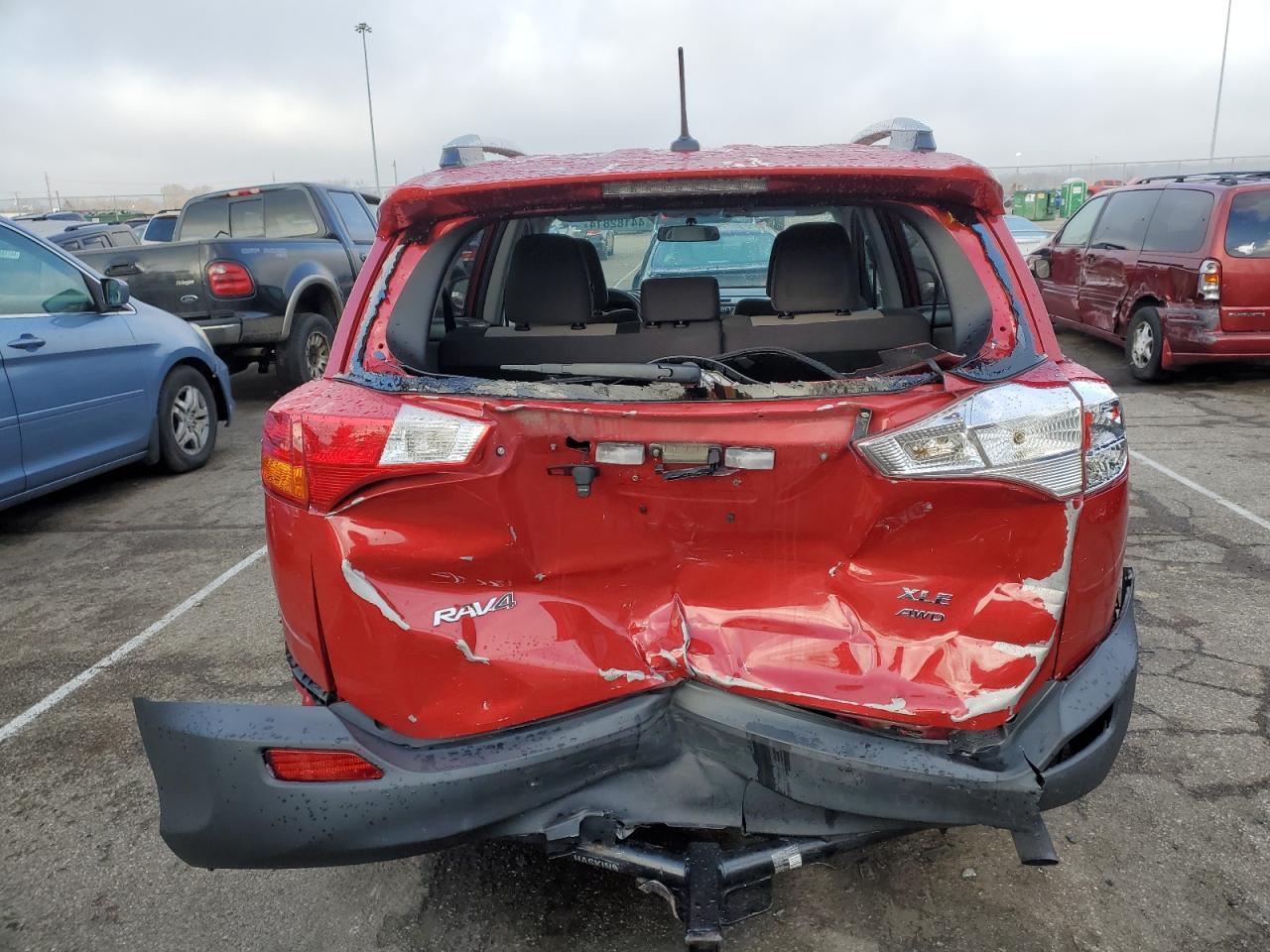 2015 TOYOTA RAV4 XLE - Image 6