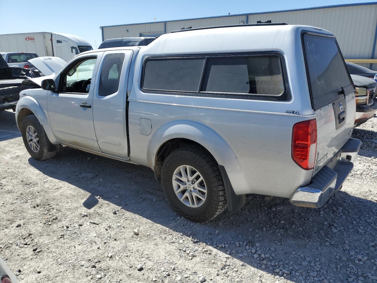 2016 NISSAN FRONTIER S - Фото 2