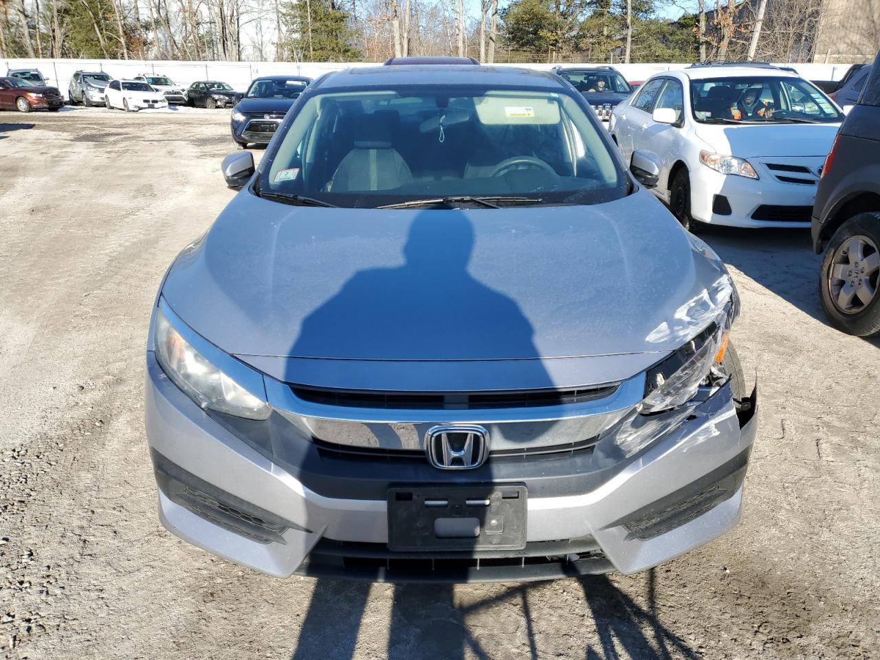 2016 HONDA CIVIC EX - Image 5