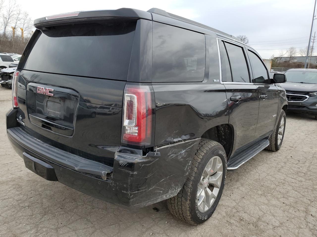 2016 GMC YUKON SLE - Фото 3