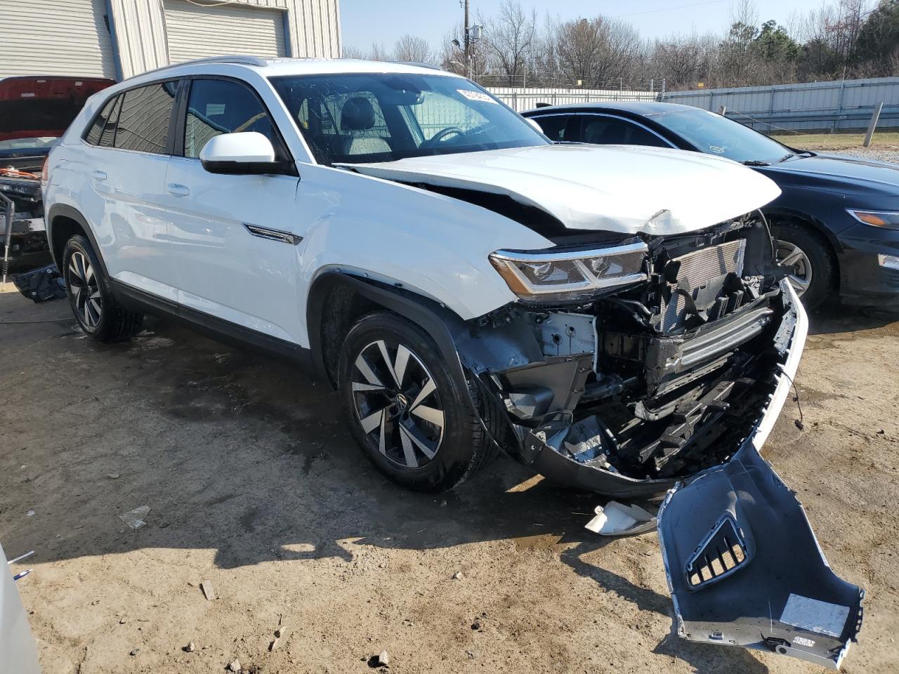 2022 VOLKSWAGEN ATLAS CROS - Фото 4