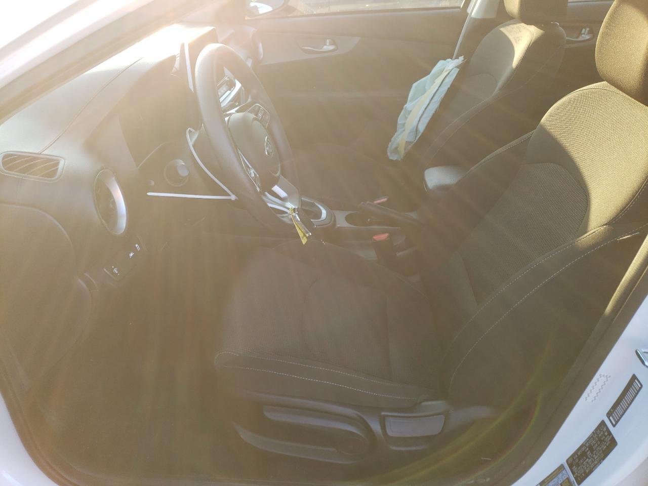 2021 KIA FORTE FE - Фото 7