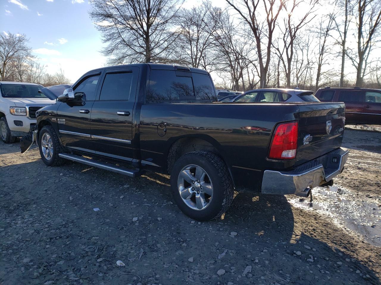 2015 RAM 1500 SLT - Image 2