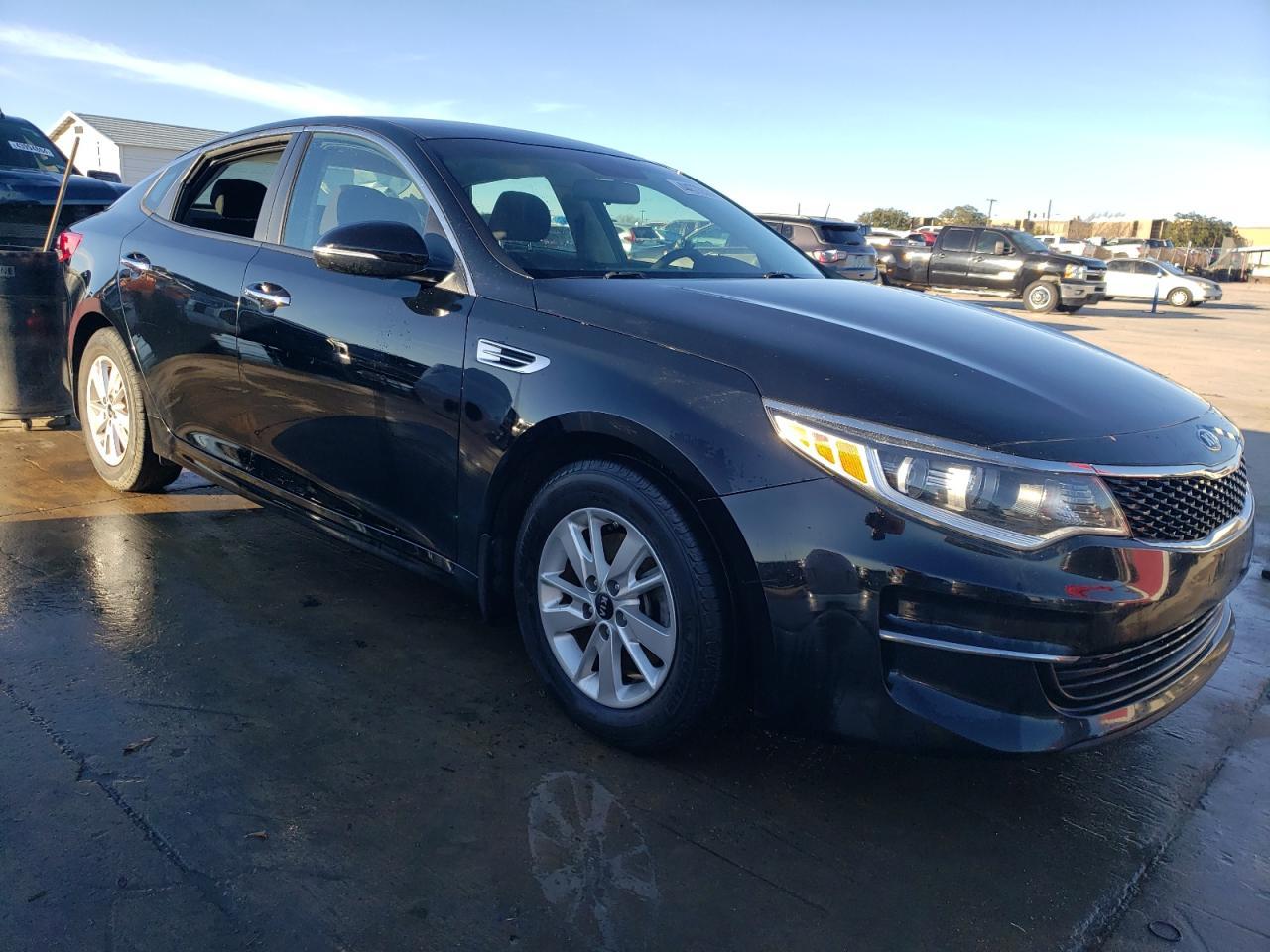 2016 KIA OPTIMA LX - Фото 4