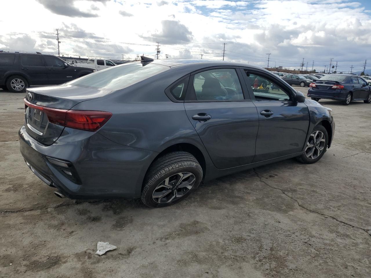 2020 KIA FORTE FE - Image 3