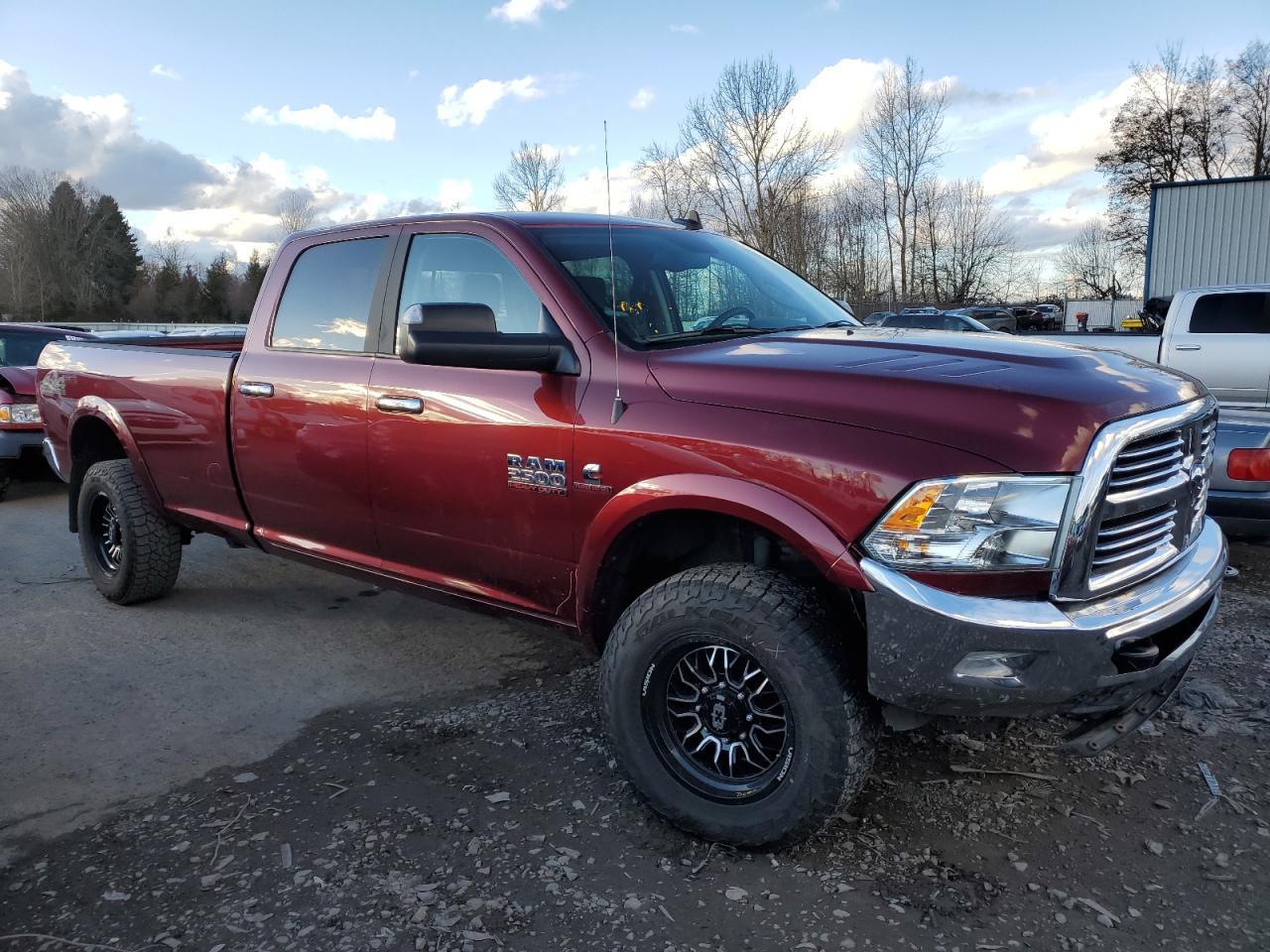 2018 RAM 2500 SLT - Image 4