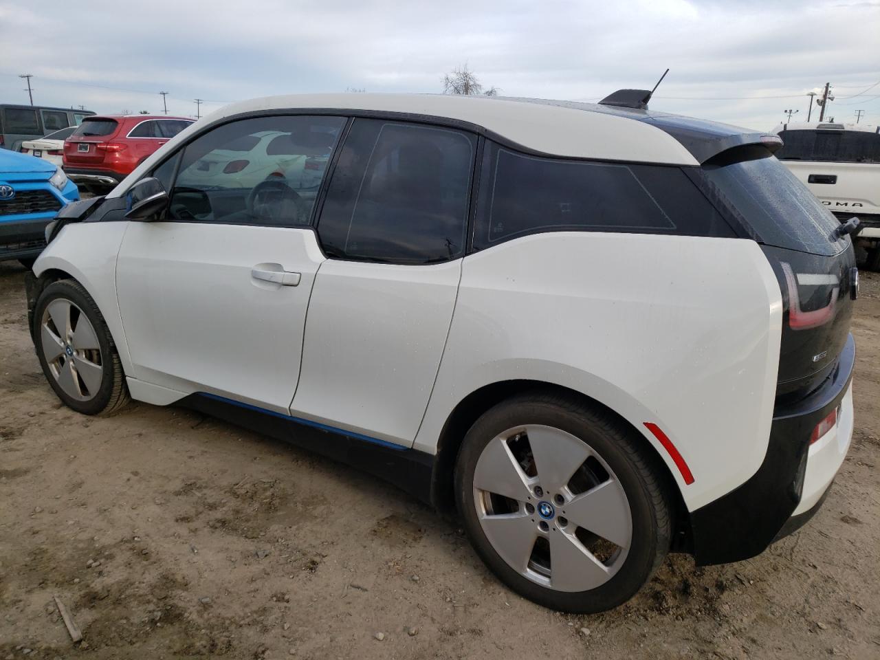 2015 BMW I3 REX - Image 2