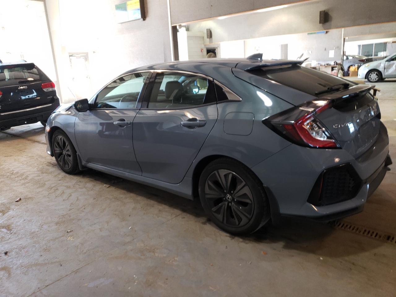 2018 HONDA CIVIC EXL - Image 2