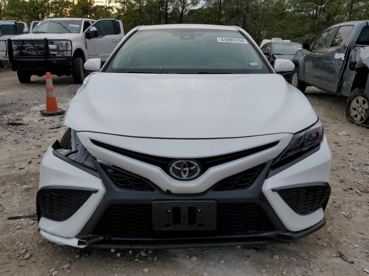 2021 TOYOTA CAMRY SE - Image 5