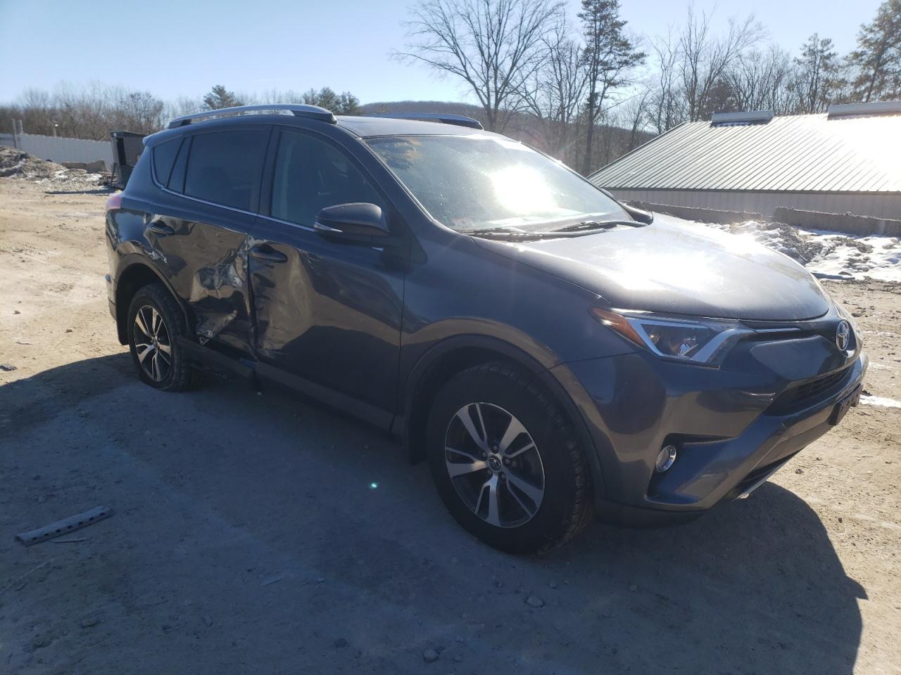 2016 TOYOTA RAV4 XLE - Фото 4