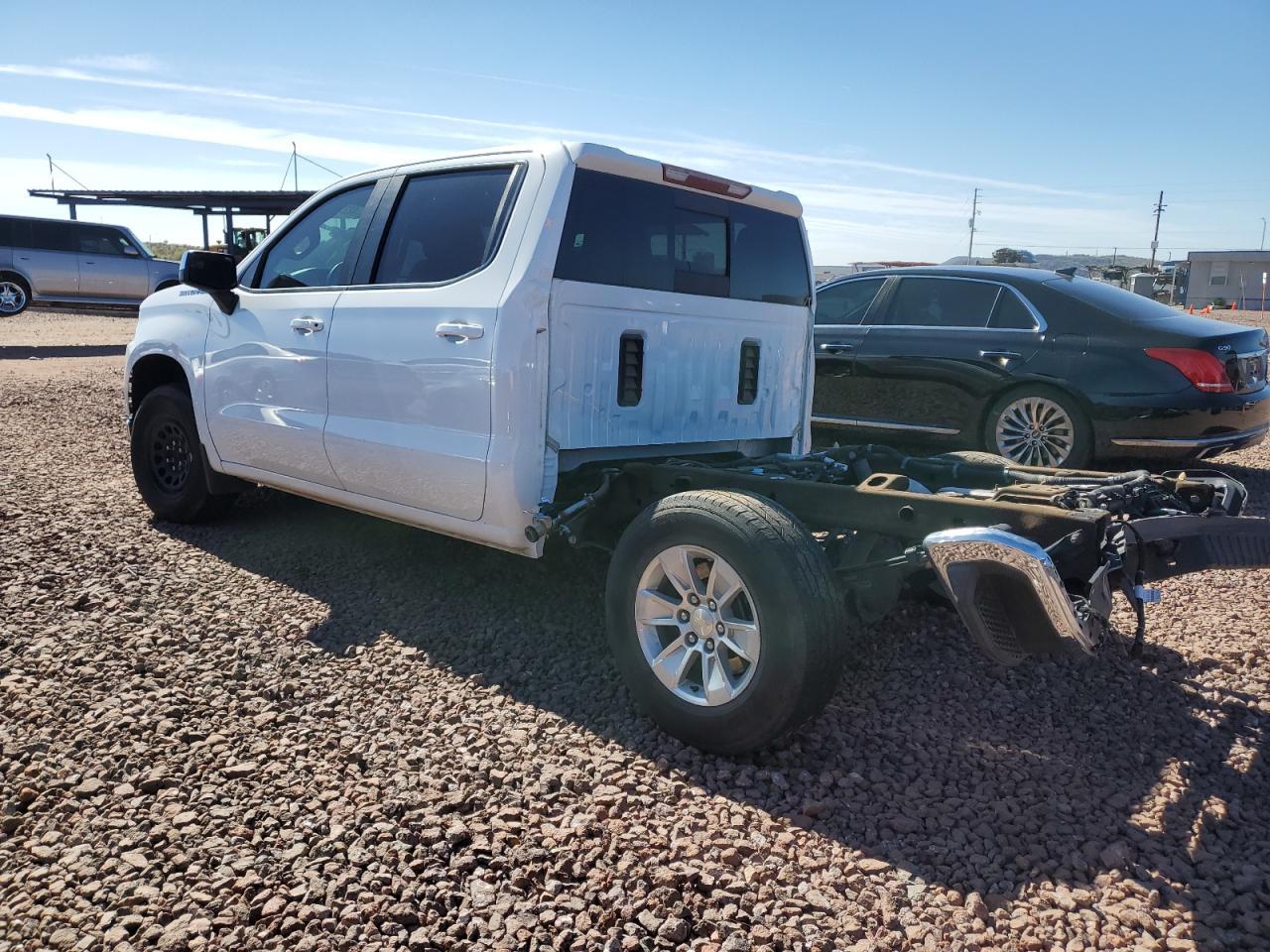 2021 CHEVROLET SILVERADO - Image 2