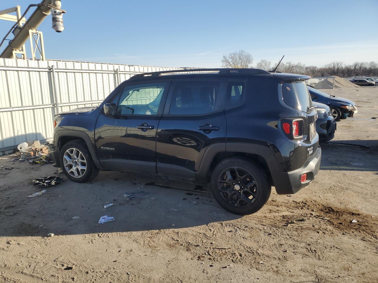 2016 JEEP RENEGADE L - Фото 2