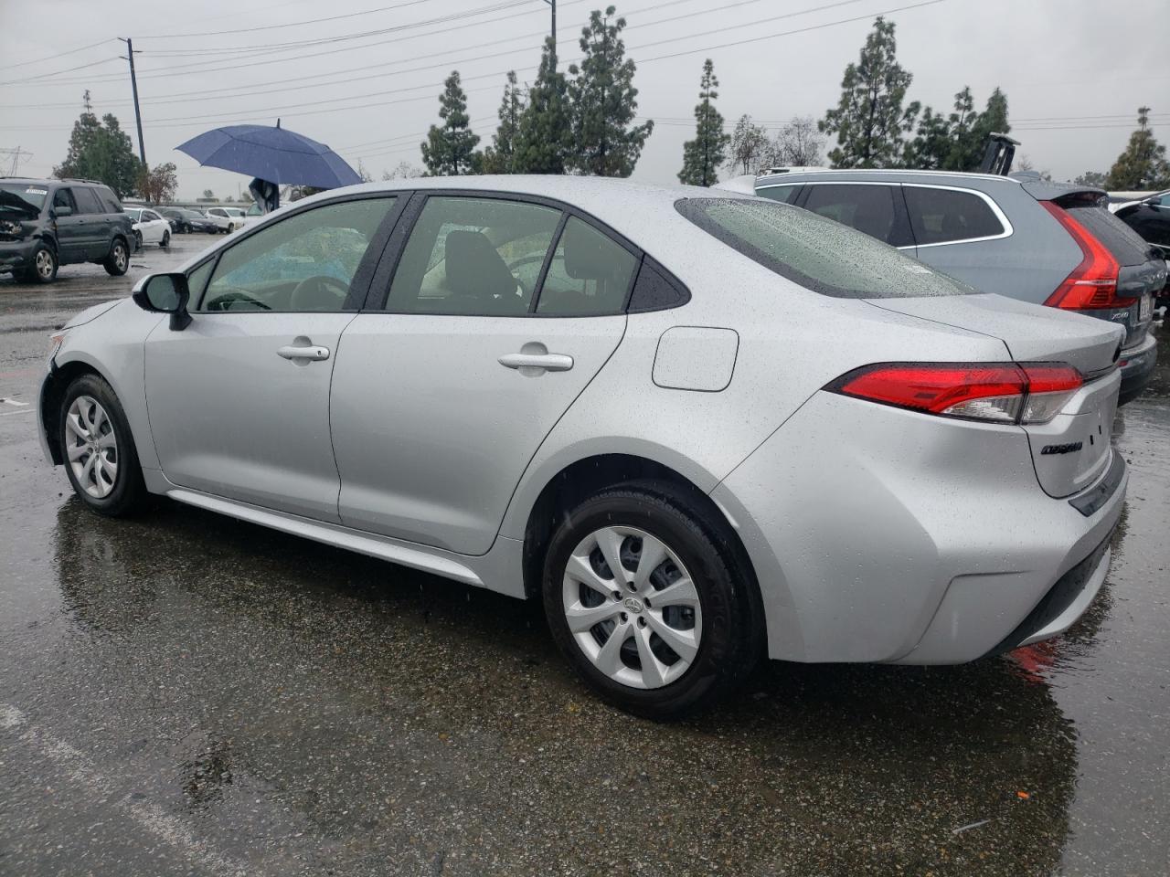 2022 TOYOTA COROLLA LE - Фото 2