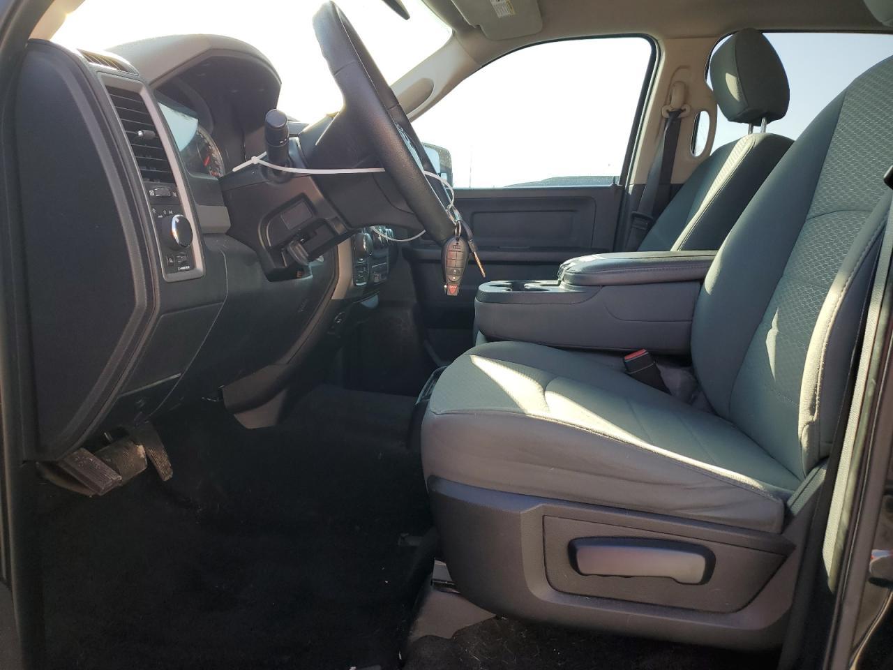 2015 RAM 1500 ST - Image 7