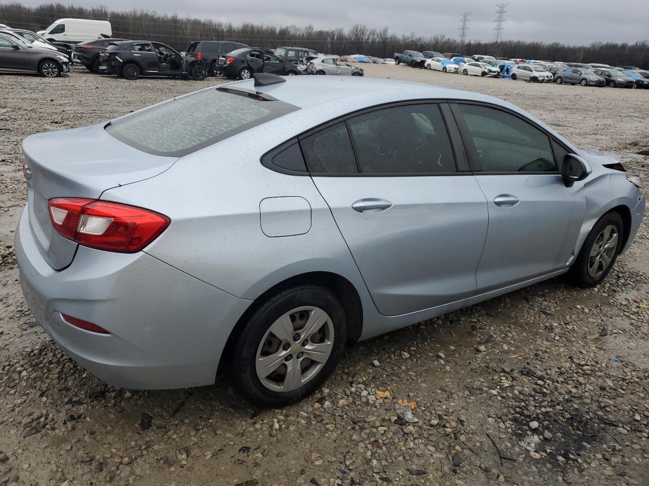 2017 CHEVROLET CRUZE LS - Image 3