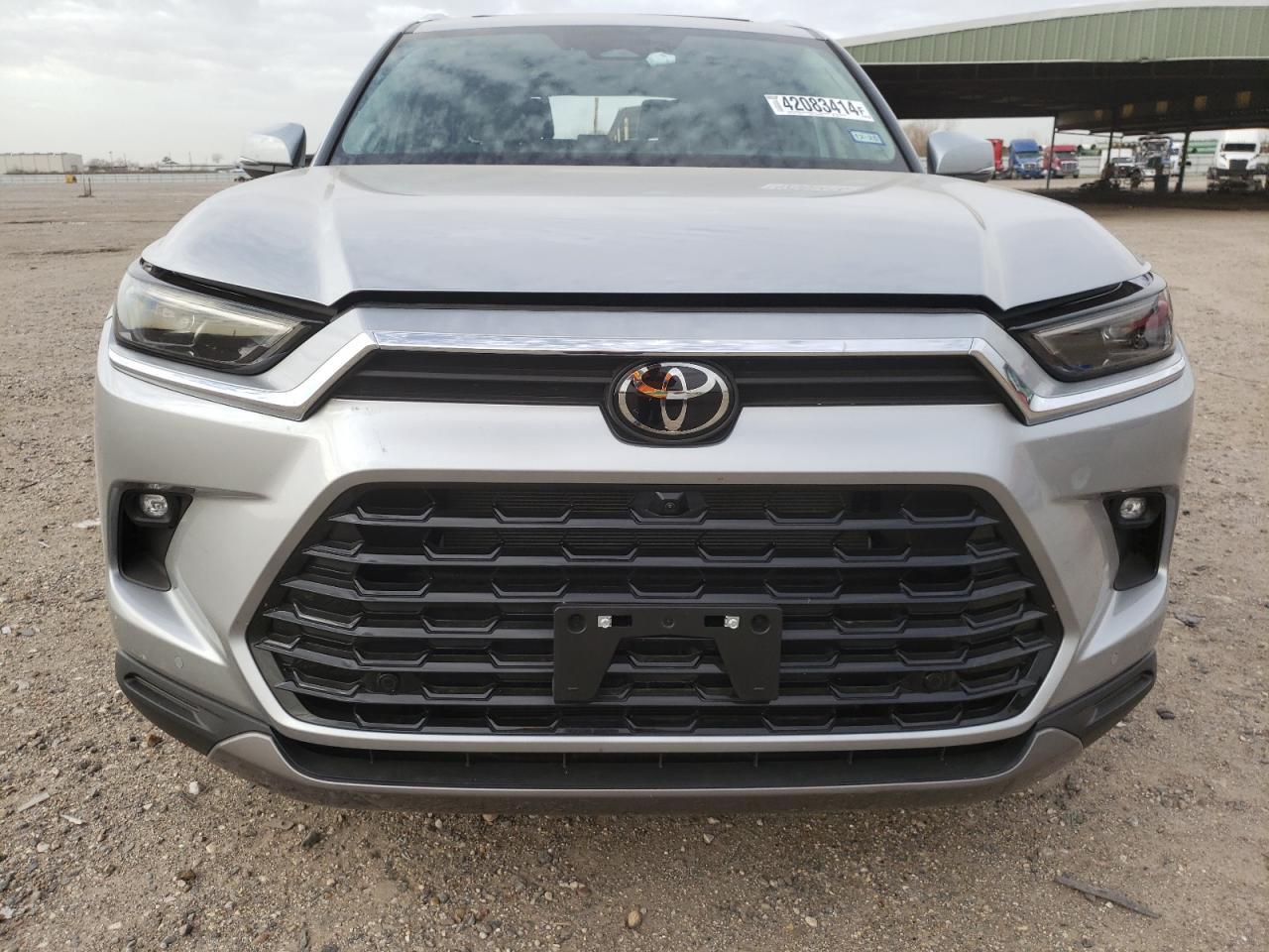 2024 TOYOTA GRAND HIGH - Image 5