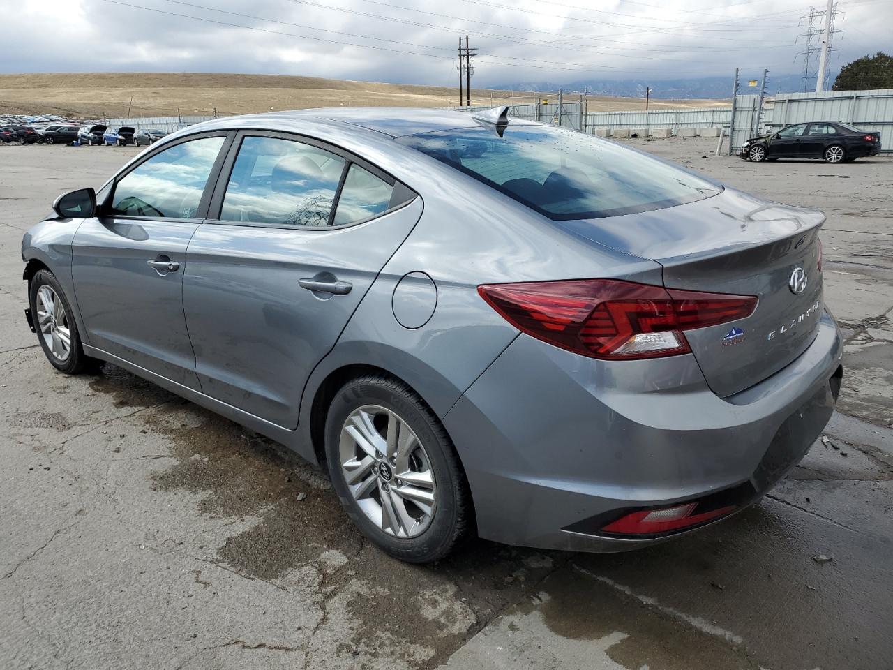 2019 HYUNDAI ELANTRA SE - Фото 2