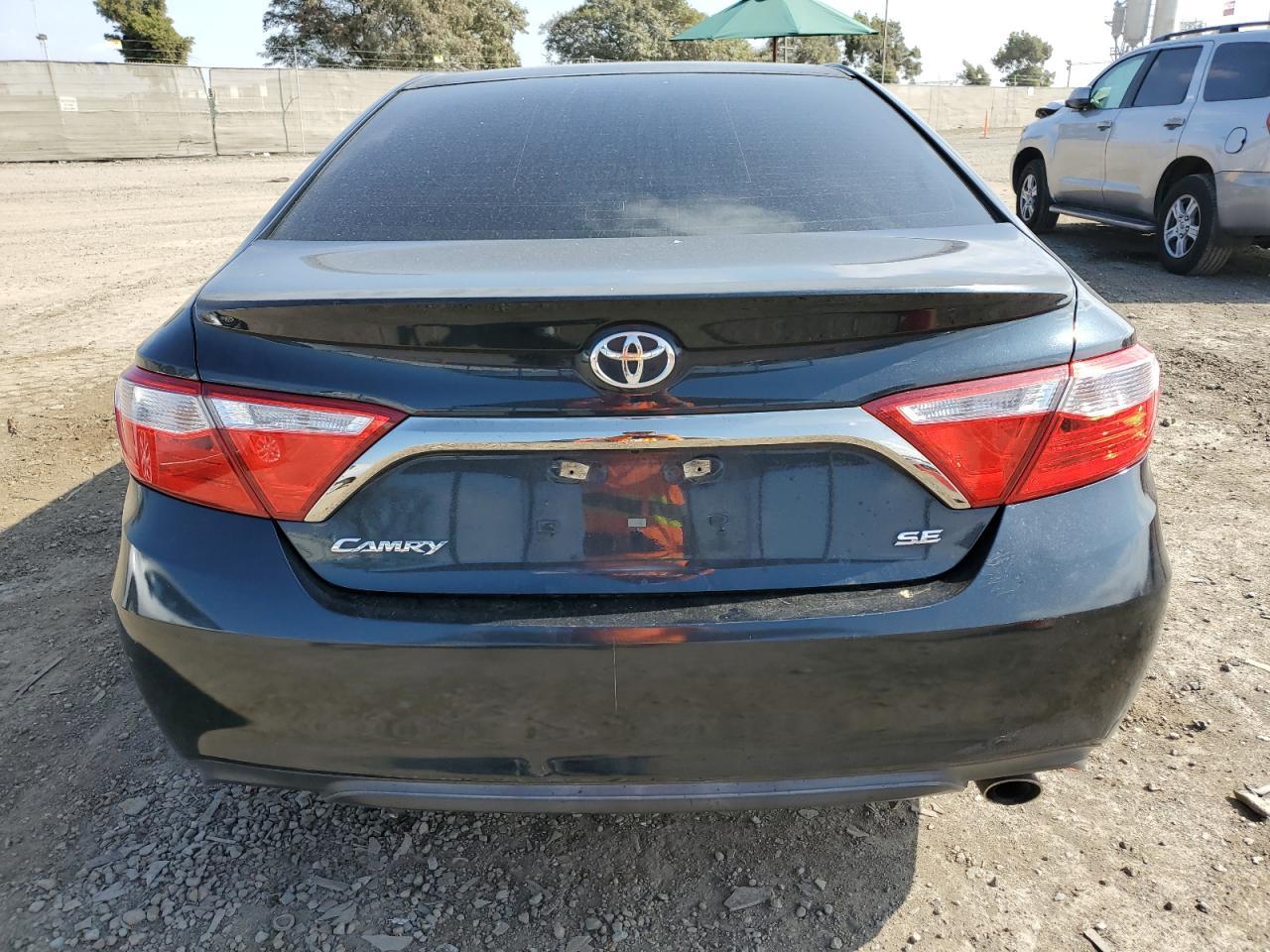 2015 TOYOTA CAMRY LE - Фото 6