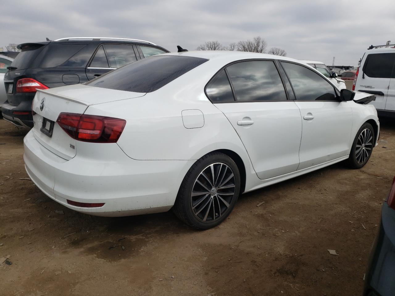 2017 VOLKSWAGEN JETTA SPOR - Image 3