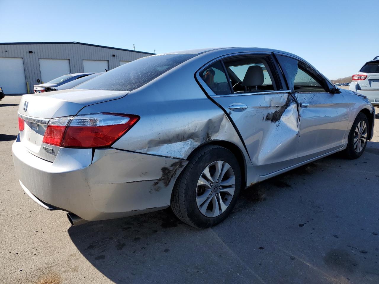 2014 HONDA ACCORD LX - Image 3