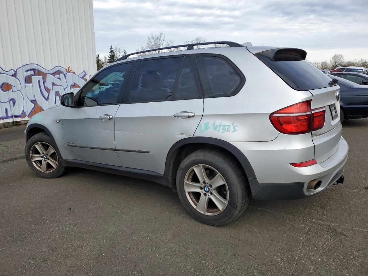 2012 BMW X5 XDRIVE3 - Image 2