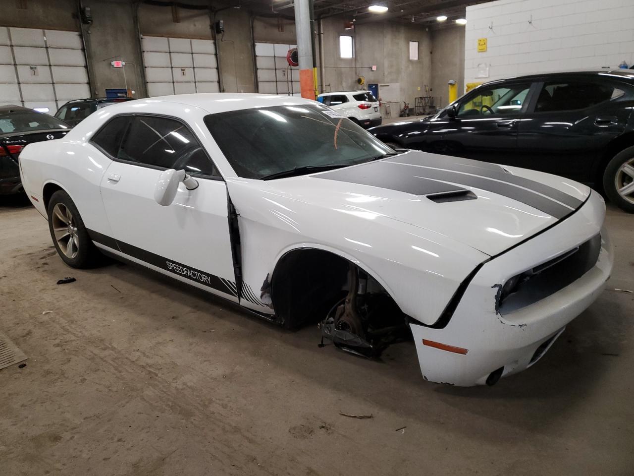 2015 DODGE CHALLENGER - Image 4