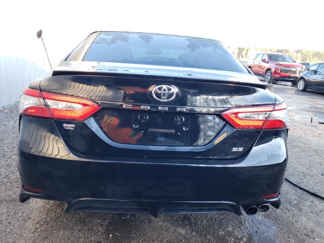 2018 TOYOTA CAMRY L - Фото 6