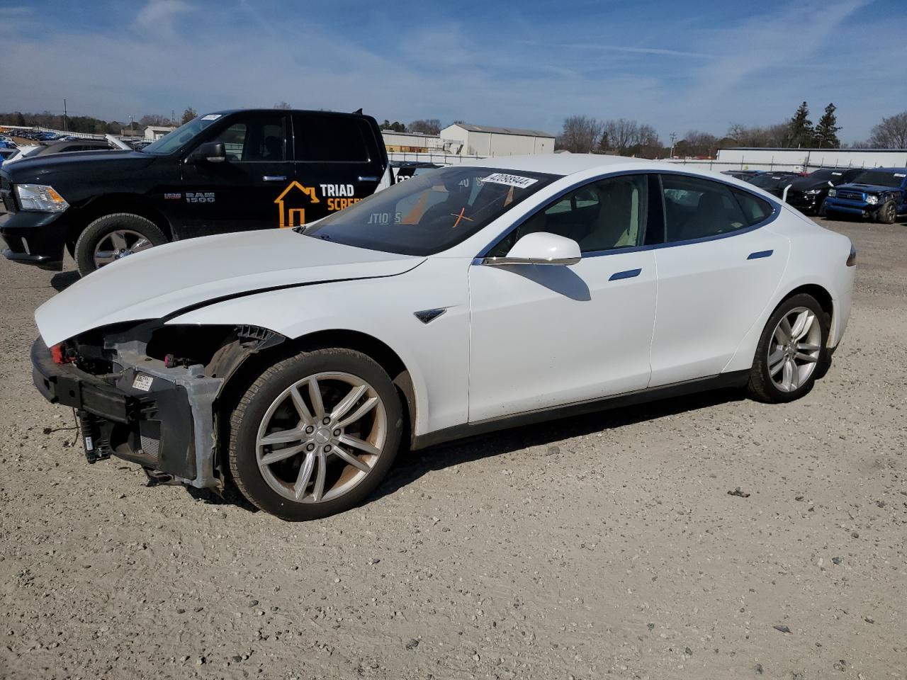2015 TESLA MODEL S 90