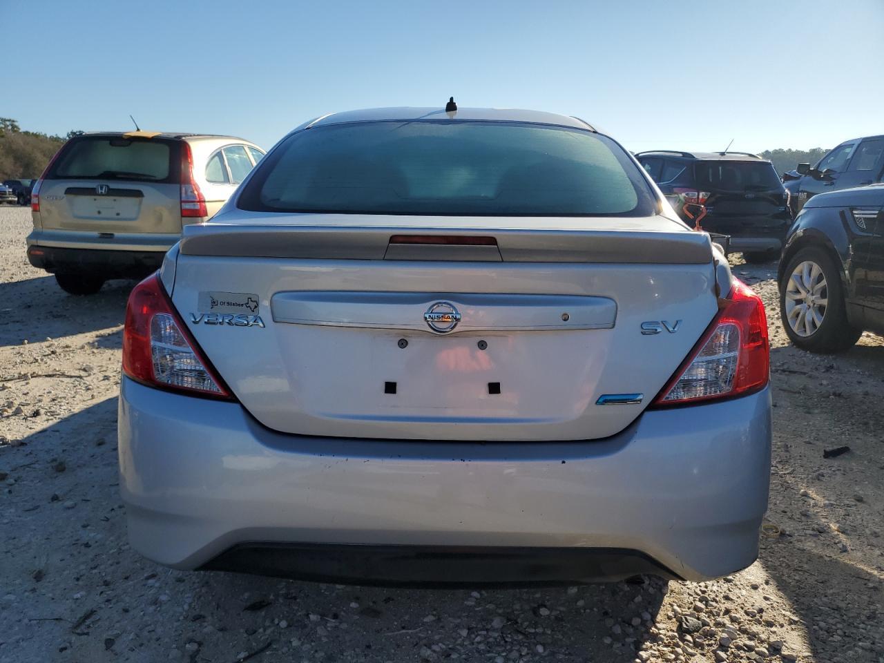 2016 NISSAN VERSA S - Фото 6