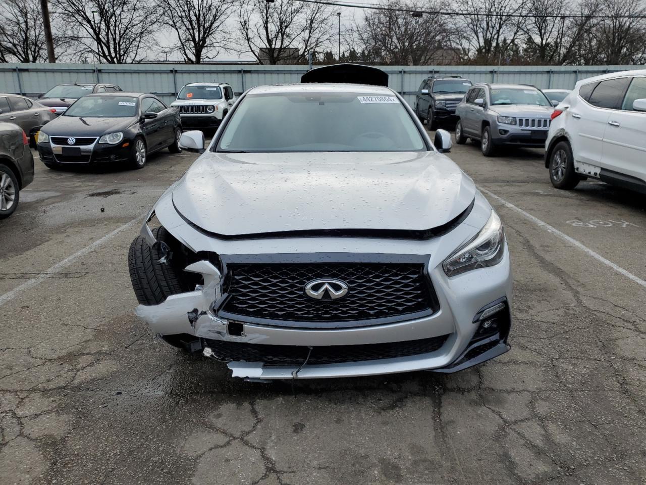 2018 INFINITI Q50 LUXE - Image 5