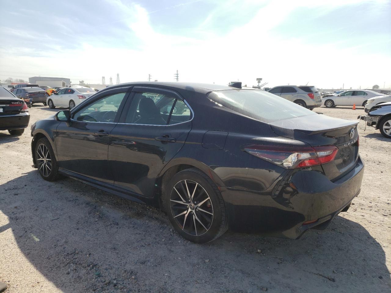2021 TOYOTA CAMRY SE - Фото 2