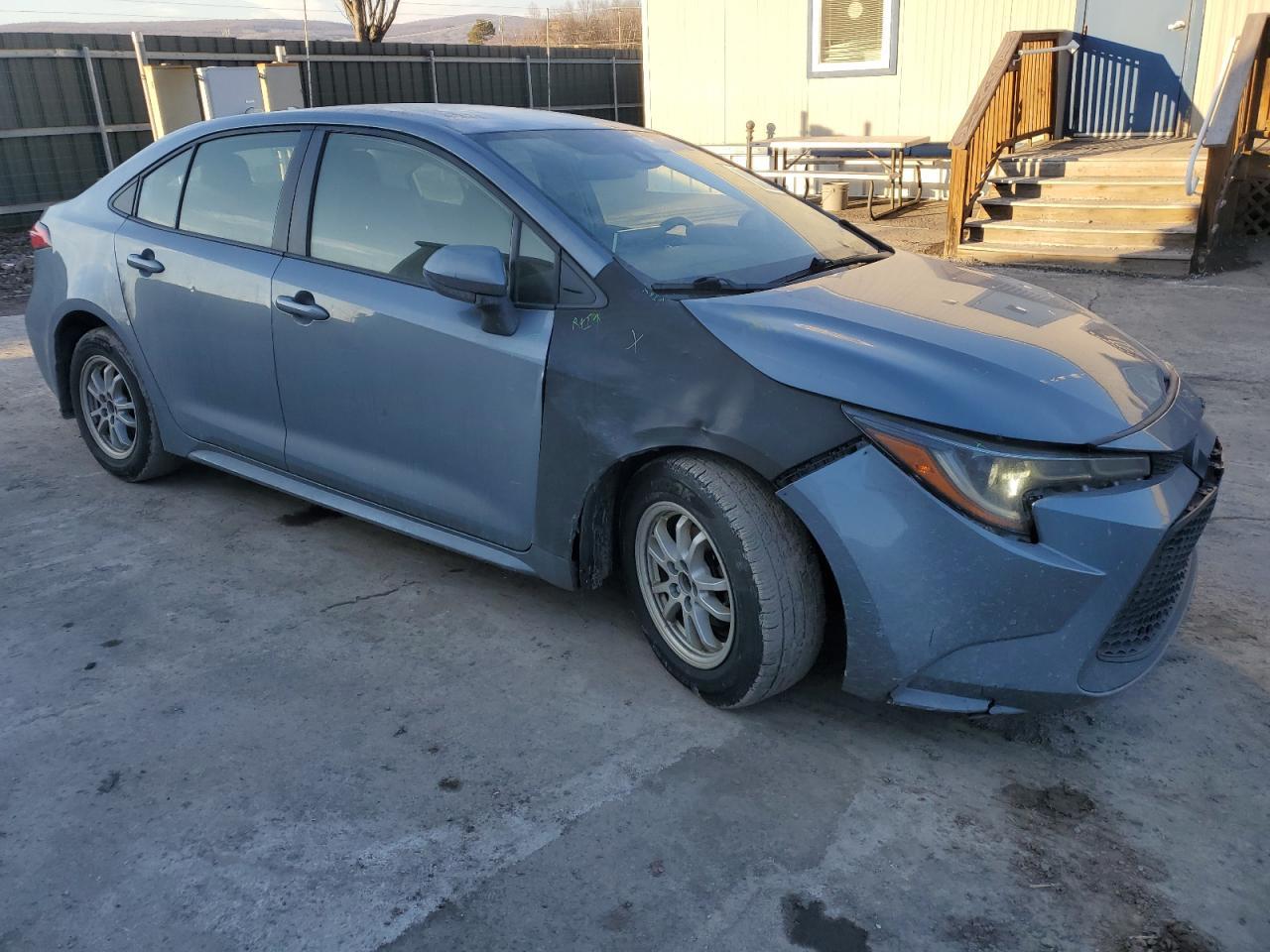 2021 TOYOTA COROLLA LE - Фото 4