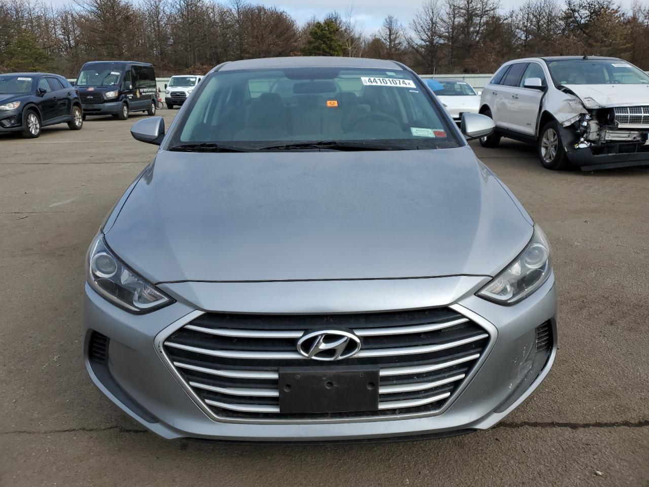 2017 HYUNDAI ELANTRA SE - Image 5