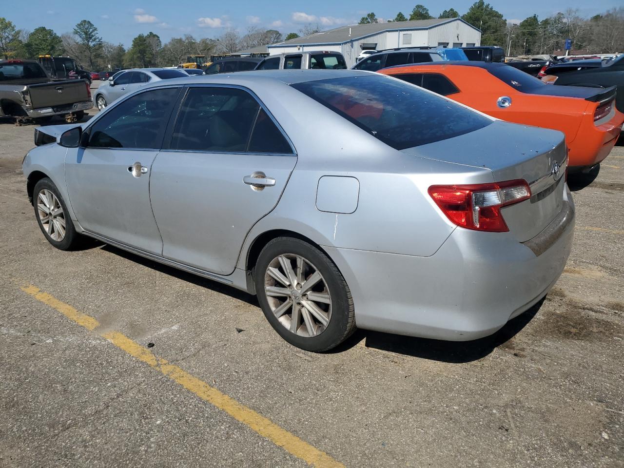 2012 TOYOTA CAMRY BASE - Image 2